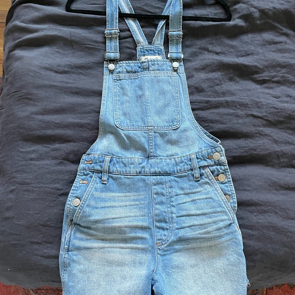 Madewell Women's Jean Short Overalls - Small